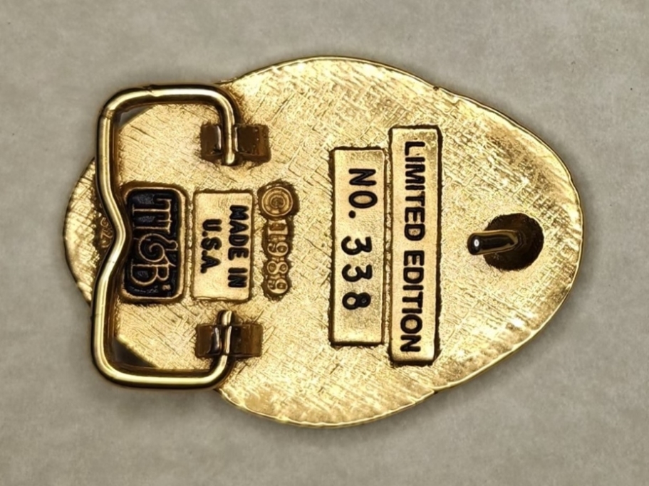[Buckle Pic Missing] (Click here)